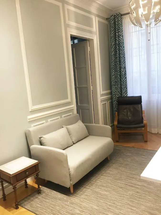 Apartment Sur Cour *